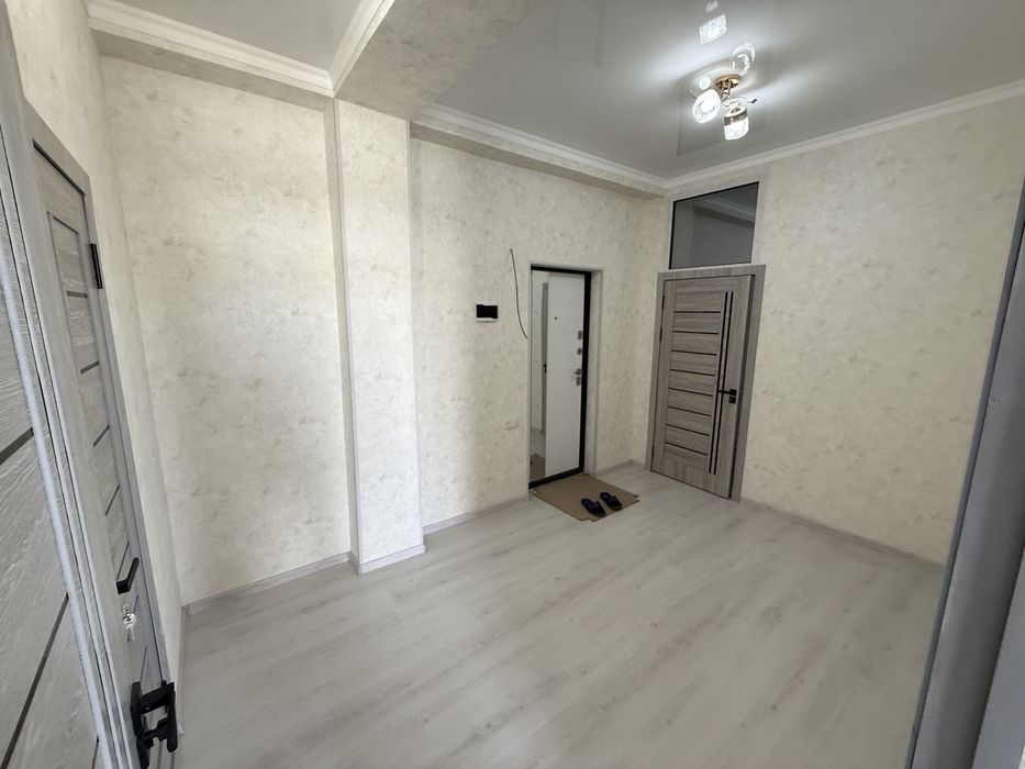 Yashashga tayyor 3 xonali yengi dom sotiladi