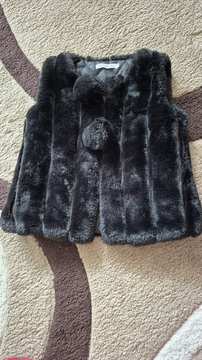 Пухкав елек / елече Carnival kiss ,за момиче 120-128 см.