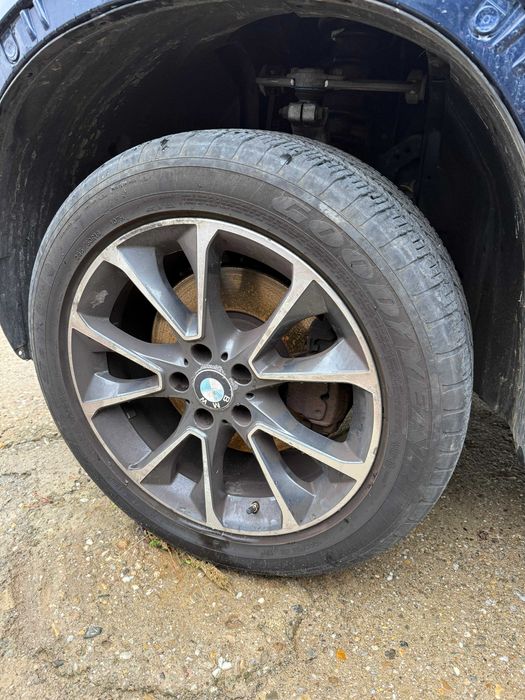 Jante BMW X5 X6 R19 255 50 19 de Iarna GoodYear / e70 e71 f15 f6