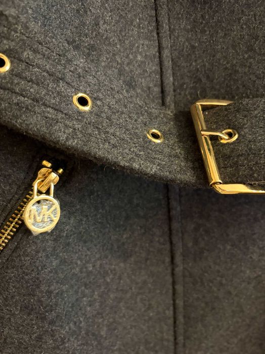 Продам пальто MICHAEL KORS новое