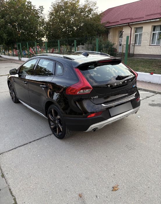 VOLVO V40 2013 — imagine 4