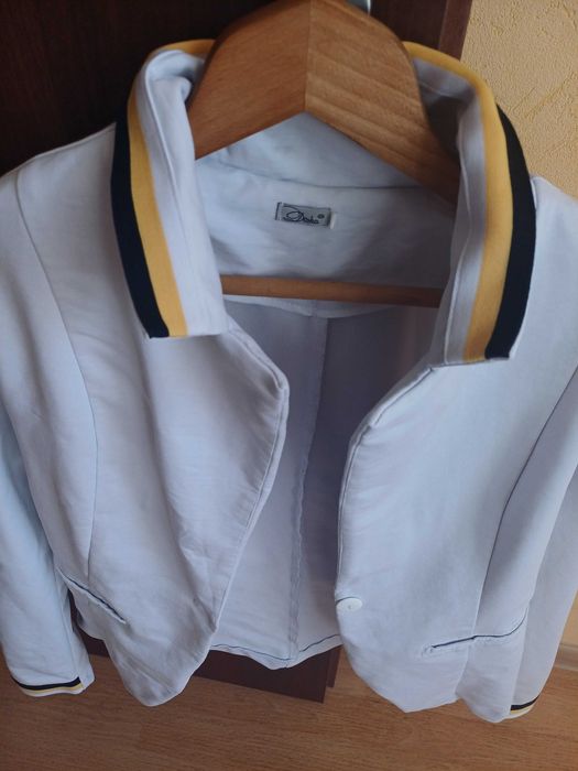 Спешно продавам сако