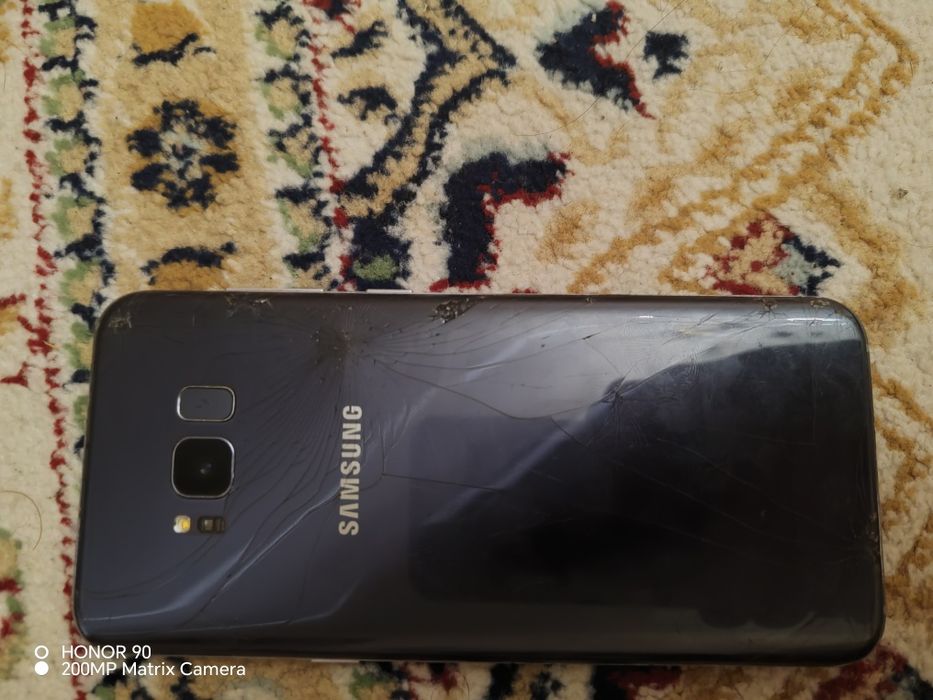 Самсунг гелекси S8+