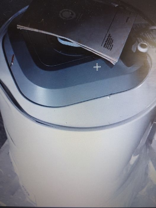 Продаю Водонагреватель Ariston  30 л  Slim.