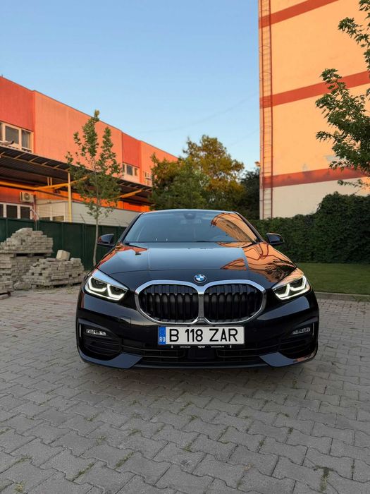 BMW Seria 1 118i 2023 Luxury - 16000km