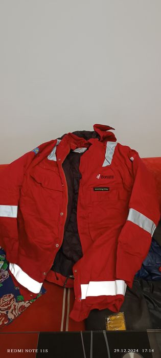 Спец зимние куртки и комбезы