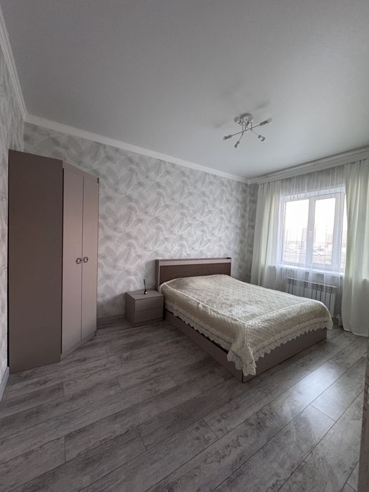 Продам кровать с матрасом