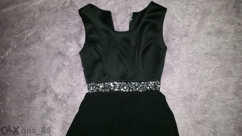 Вечерна рокля