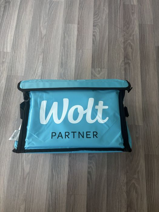 Продам сумку wolt новый