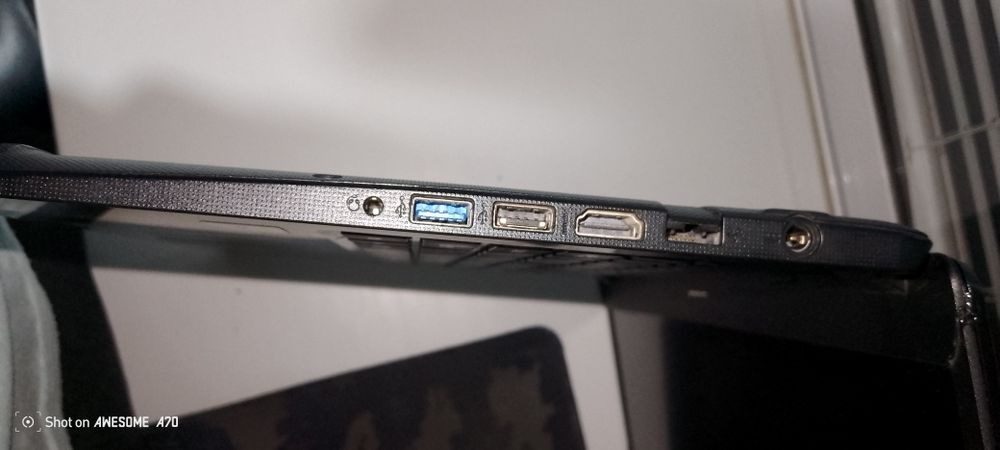 Acer noutbook sotiladi holati zoʻr