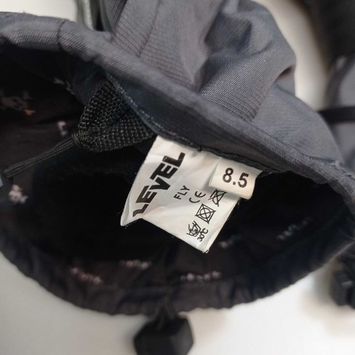 Burton Grenade Level  Buff  Core Scott Columbia