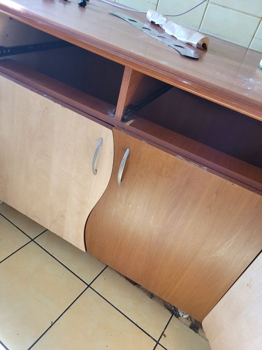 Donez bucătărie în stare buna.