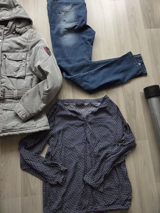 Geaca+blugi +o bluza marime M