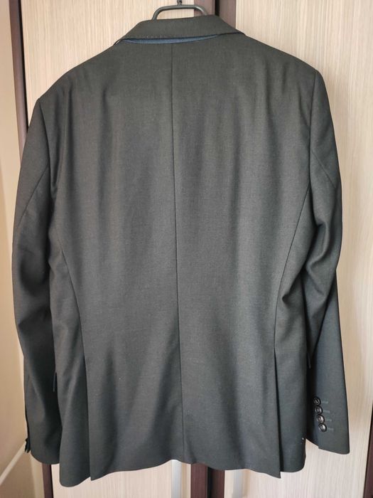 Costum Barbati Zara Essential