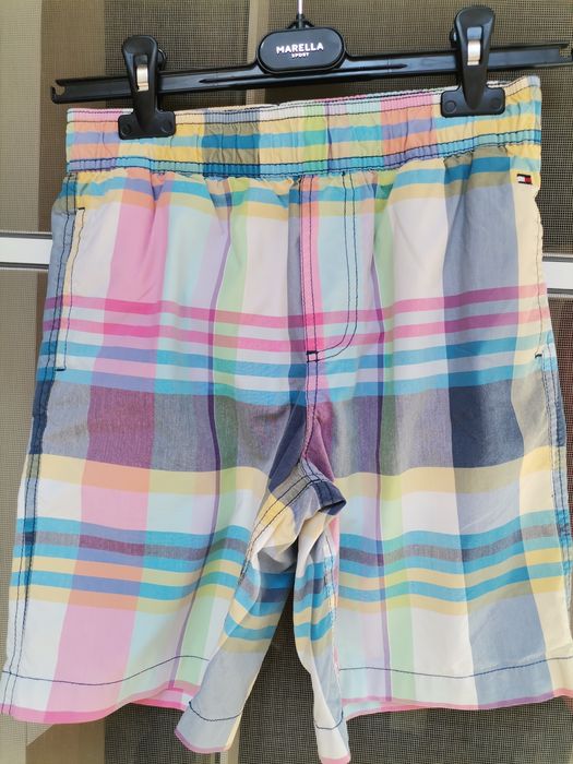 Tommy Hilfiger 10 год.