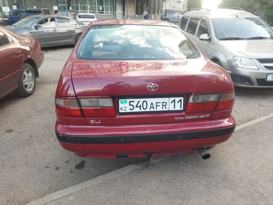 Продам тойота карина