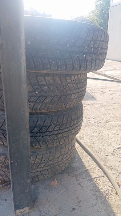 Зимний комплект диск шипы балон