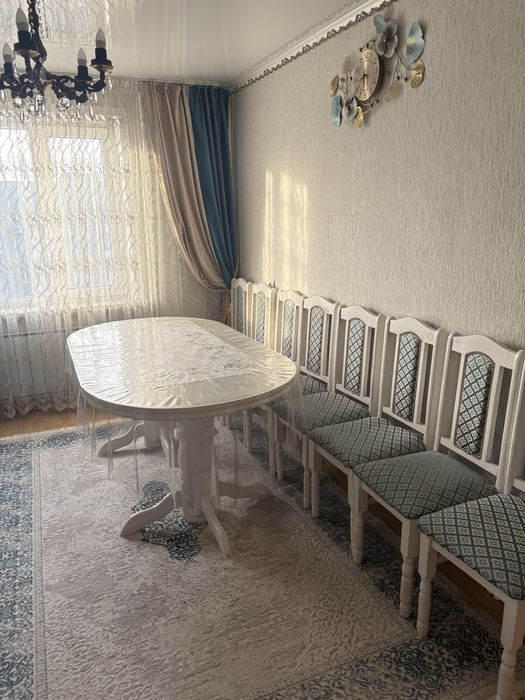 Продам стол и стулья !