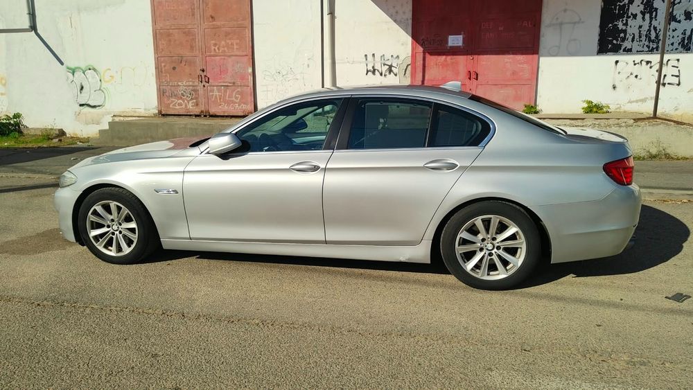 BMW Seria 5 2011 — imagine 5