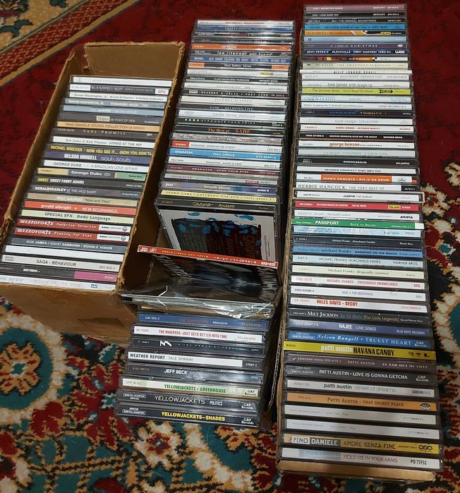 Недорого фирменные Aудио-CD