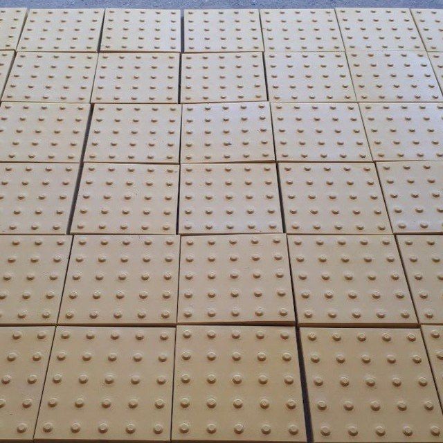 тактелния тактелная  плитка брусчатка тактелния тактильная 50000 сум 1