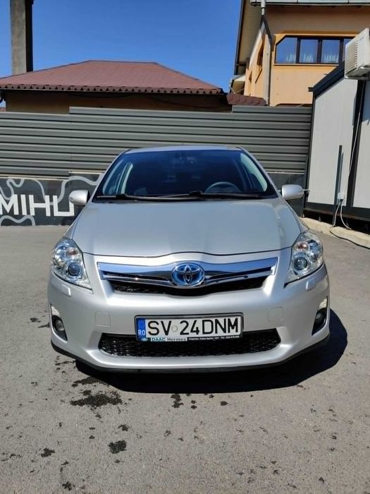 TOYOTA Auris 2011 — imagine 2