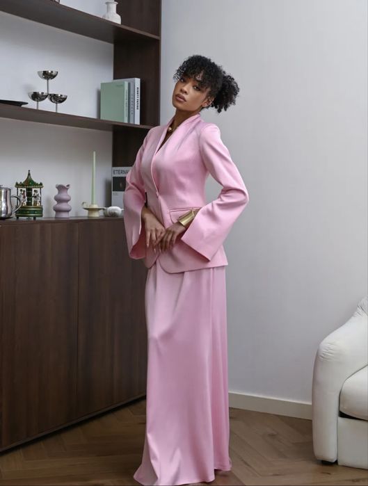 Продам новое платье