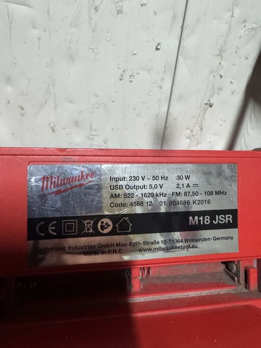 Radio makita / milwaukee / dewalt