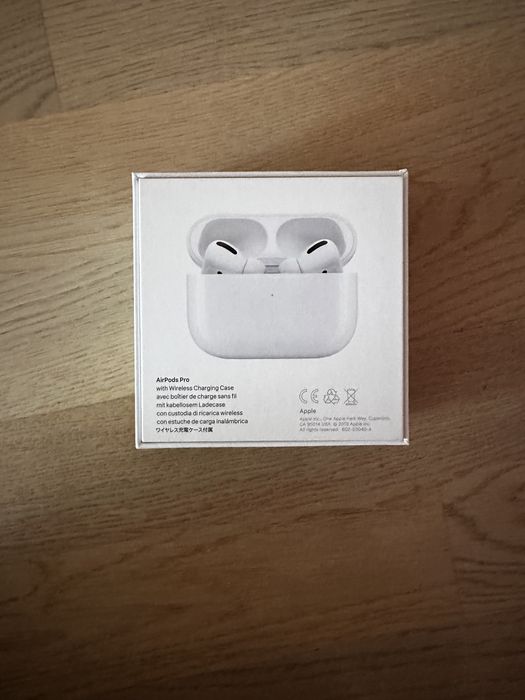 Apple Airpods Pro Gen 1 !КАТО НОВИ!