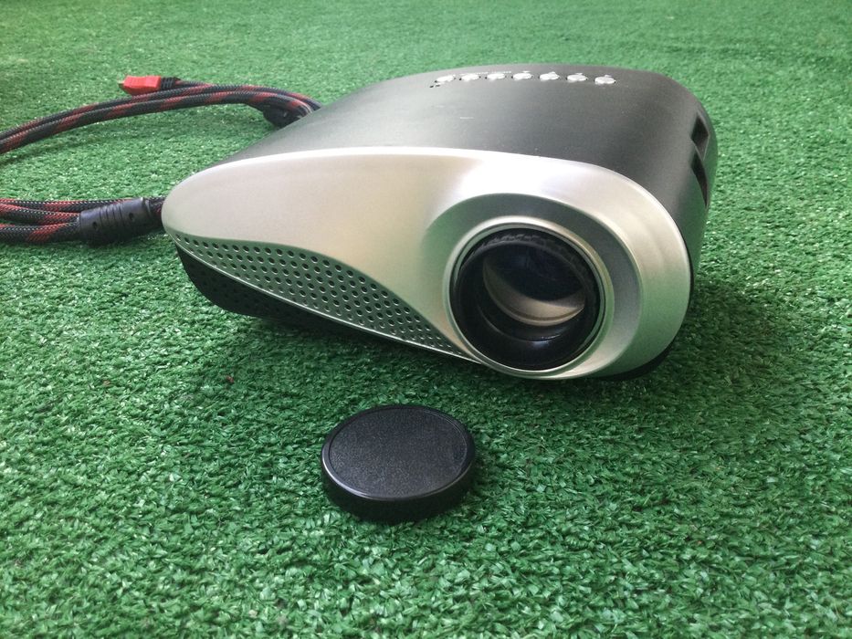 Mini LED проектор