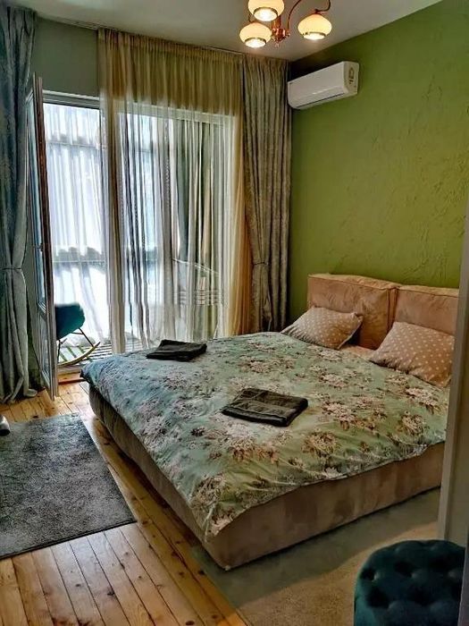 Дава се под наем Тристаен апартамент в София, Център - 80 кв.м за 1500 € - Снимка #6