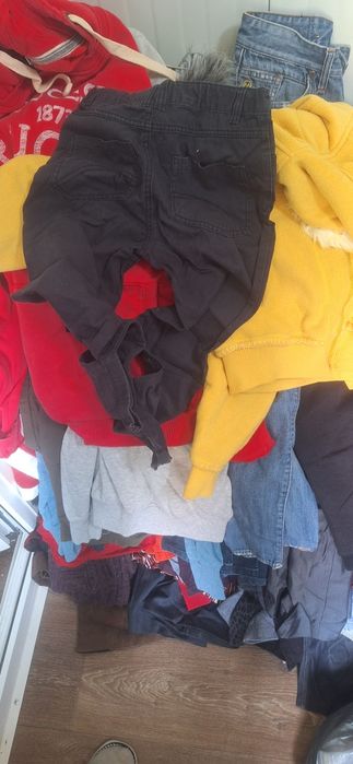 Lot de haine pret pe sac un sac 50 lei fix