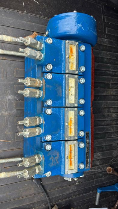 Многоотводные насосы лубрикаторы станции смазки