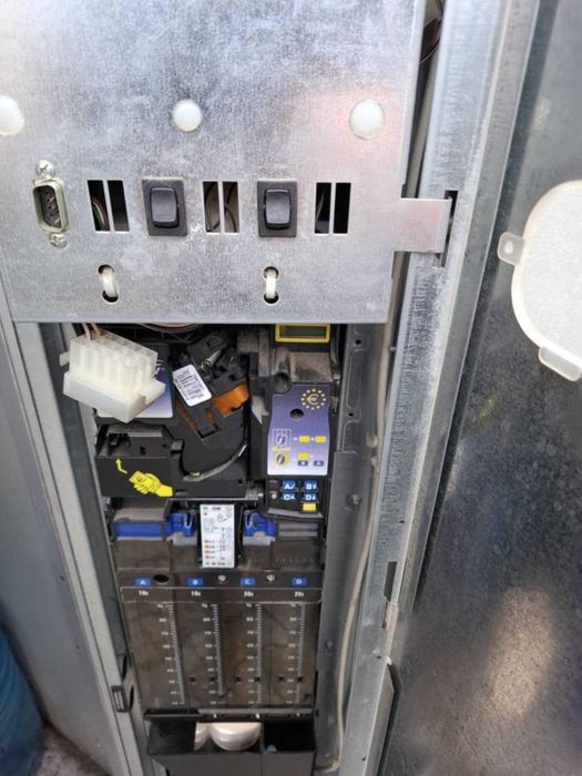 КАФЕ машина - вендинг автомат