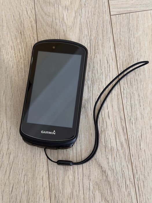 Garmin Edge 1030 велокомпьютер с GPS.