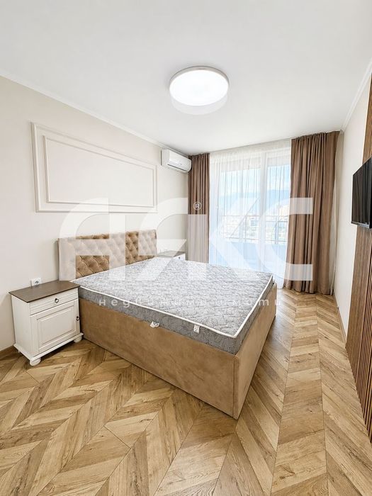 Двустаен обзаведен апартамент в кв. Банишора с ПАРКОМЯСТО