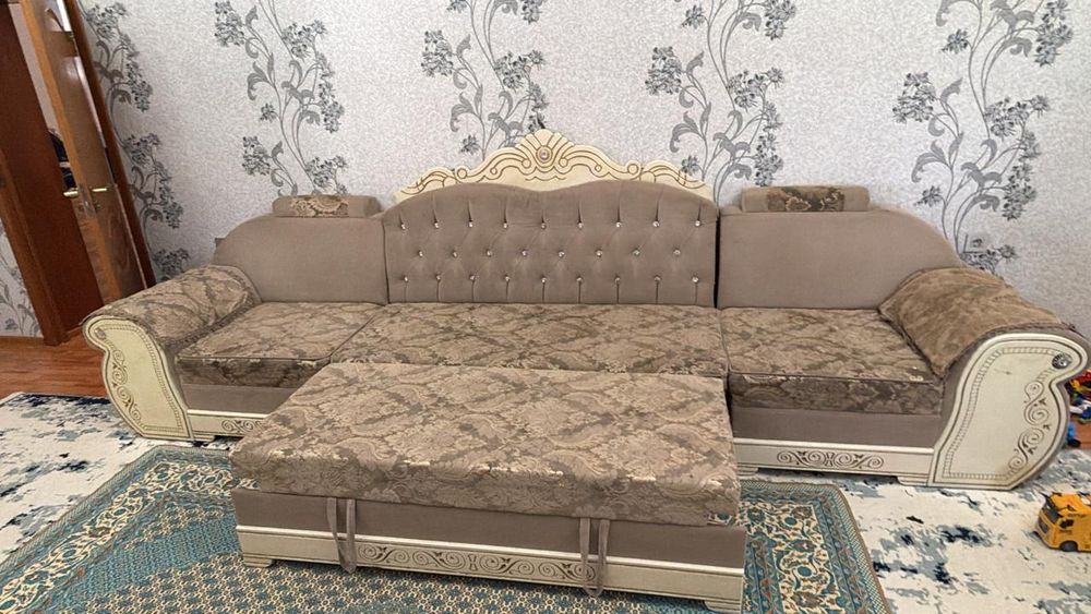 Диван для гостинной