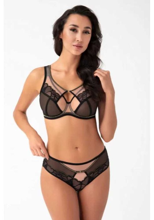 Сутиен с меки чашки в черен цвят K758 SAANVI Gorsenia