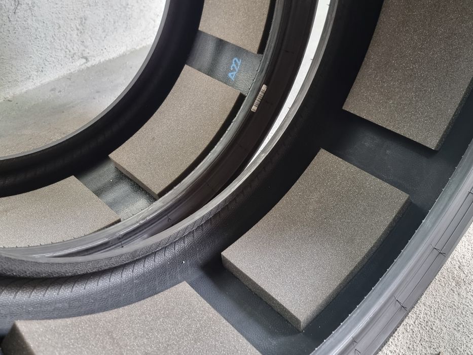 285/30/21 Pirelli 2Броя: 200€ 6мм