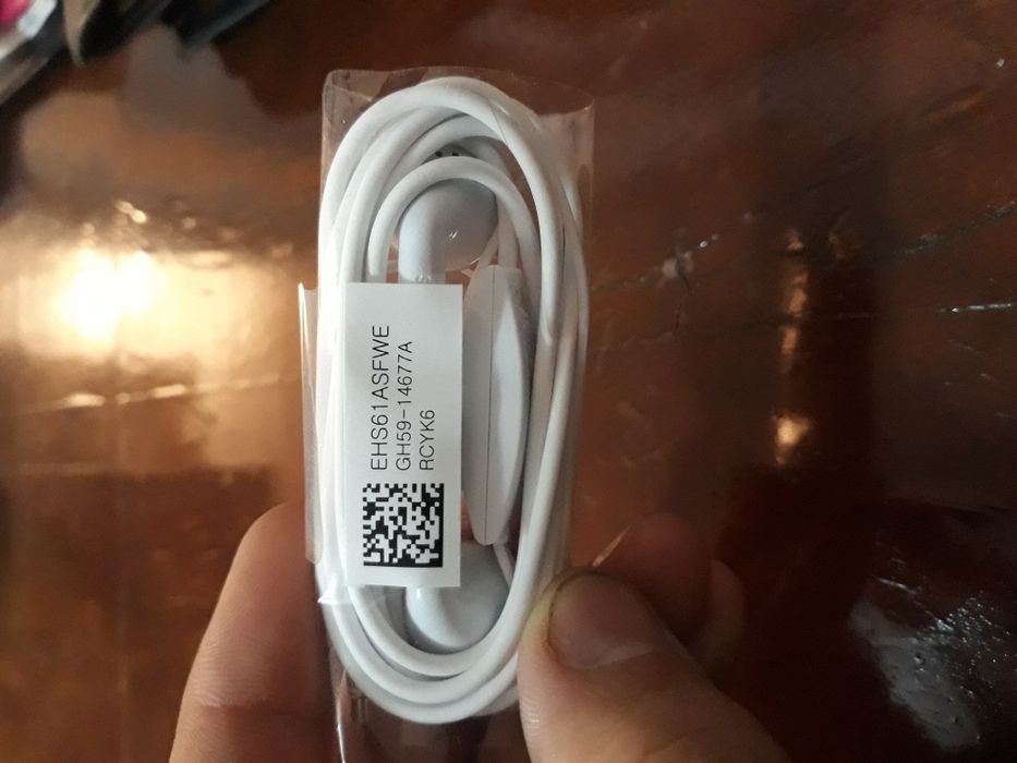 Căști originale Samsung încărcătoare cabluri de date noi!!