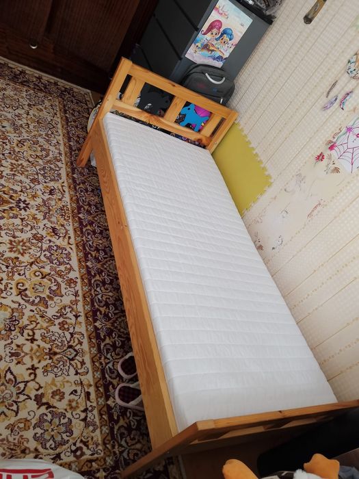 Кровать детская дерево