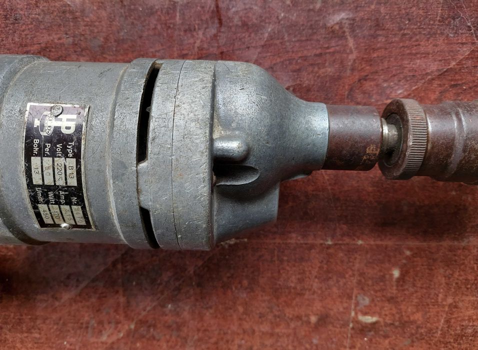 Bormasina masina de gaurit old vintage foarte puternica ful metal grea