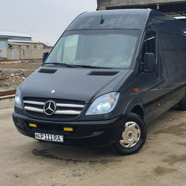Mersdez Benz sprinter 2012 yil benzin metan gazi bor narxi 17.000 $ ke