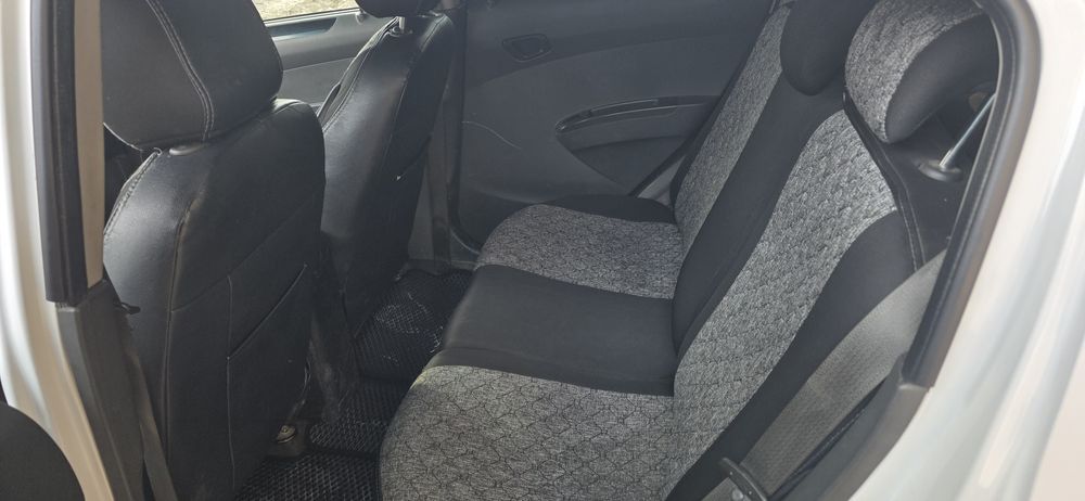 Spark sotiladi.  Спарк сотилади