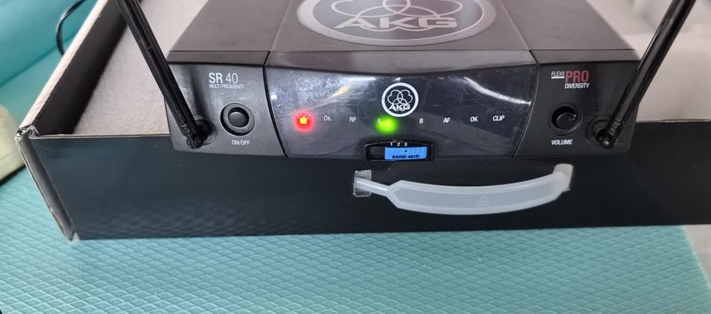 Безжичен микрофон AKG SR 40 FLEXX
