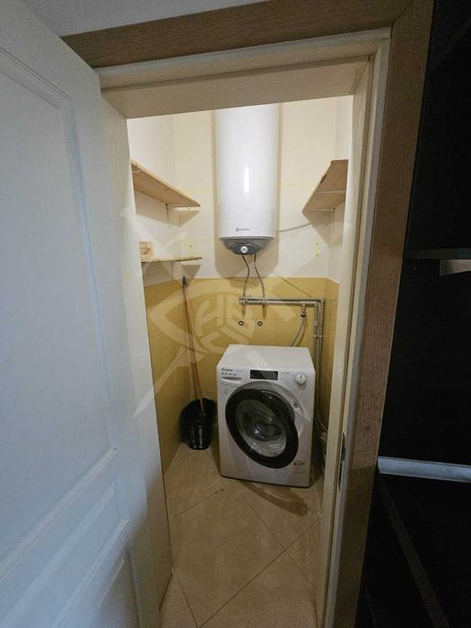 Продава се Тристаен апартамент в Пловдив, Кючук Париж - 100 кв.м за 918 €/кв.м - Снимка #16