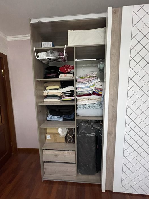 Шкаф купе в идеальном состоянии