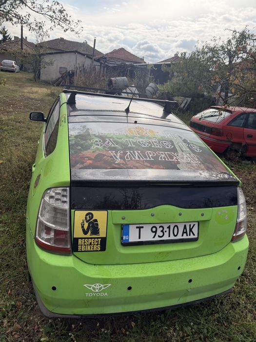 Toyota prius втора генерация