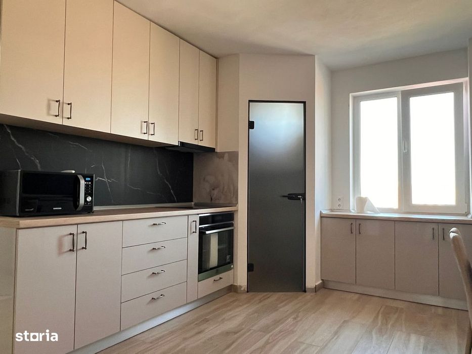 Apartament tip C, 2 camere, recent renovat,  prima inchiriere, Decebal