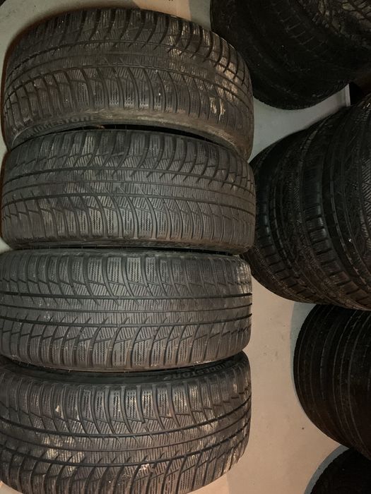 Anvelope M+S Bridgestone/Vredestein 225/40/18